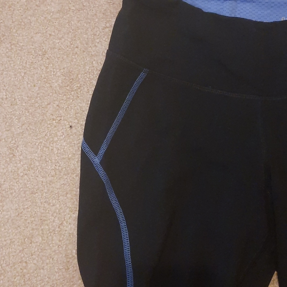 Capris - Picture 3 of 4